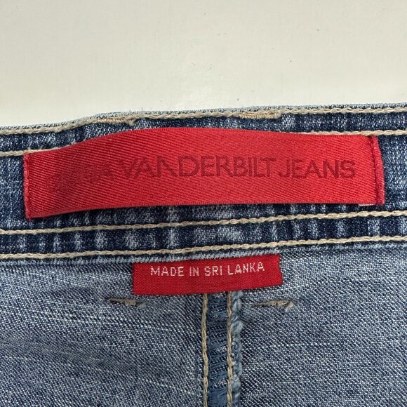 Gloria Vanderbilt Straight Leg Women's size 10 Medium Wash Blue Denim Jeans - Picture 3 of 4